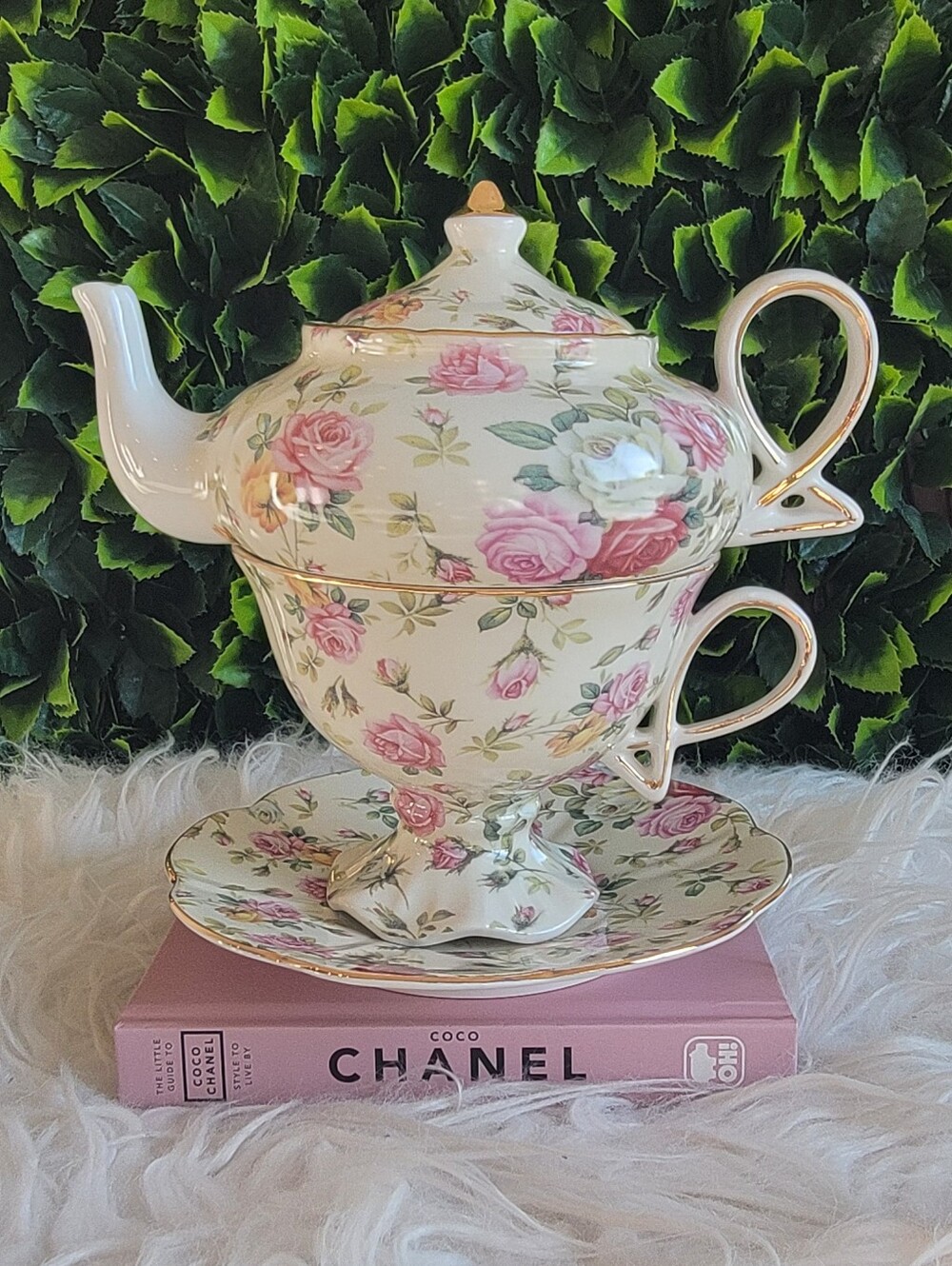 NWT - Grace Teapot Cup and Saucer Set